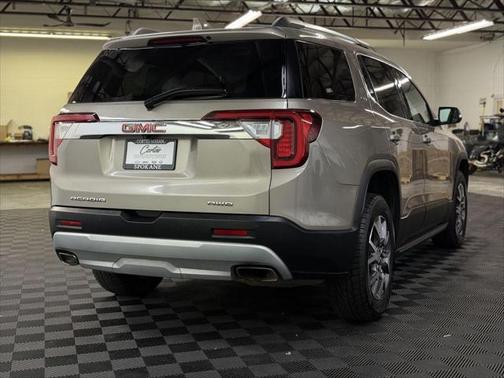 2023 GMC Acadia AWD SLT