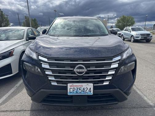 Deep Ocean Blue Pearl 2025 Nissan Rogue SV