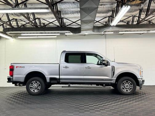 2023 Ford F-350 Lariat