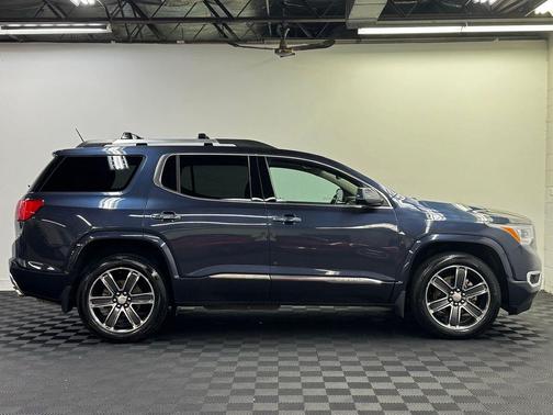 Smokey Quartz 2019 GMC Acadia Denali