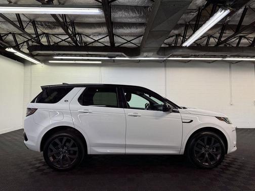 2022 Land Rover Discovery Sport SE R-Dynamic