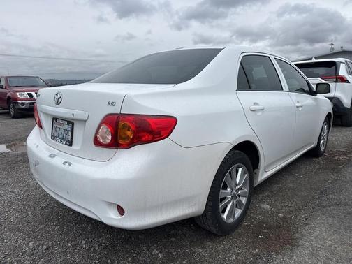 2010 Toyota Corolla LE