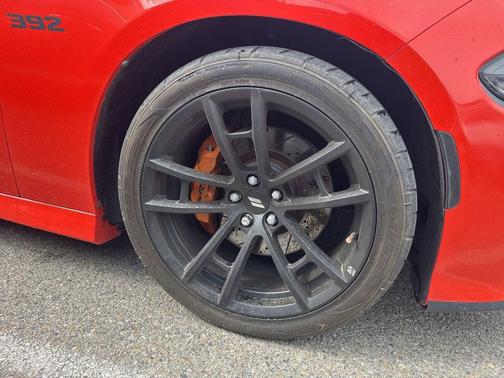 Go Mango 2021 Dodge Charger R/T Scat Pack