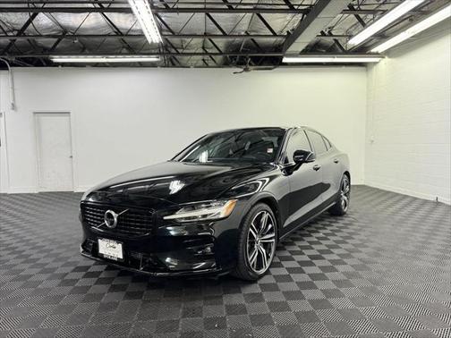 2021 Volvo S60 T6 R-Design