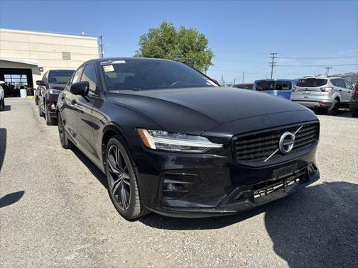 2021 Volvo S60 T6 R-Design
