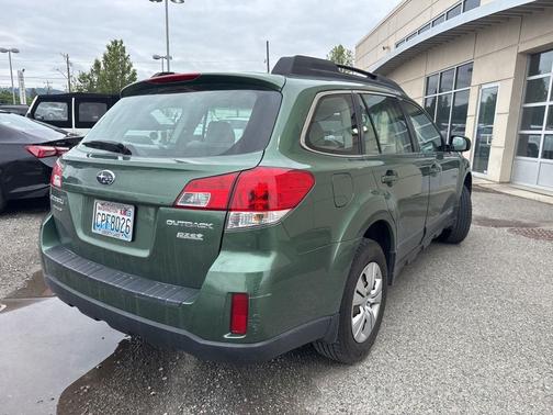 Cypress Green Pearl 2013 Subaru Outback 2.5i