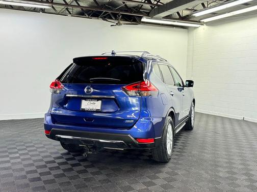 2017 Nissan Rogue Hybrid SV