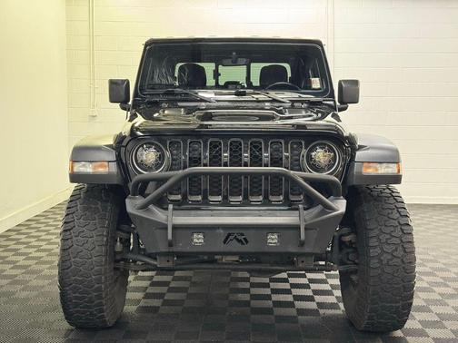 Black Clearcoat 2021 Jeep Gladiator Rubicon