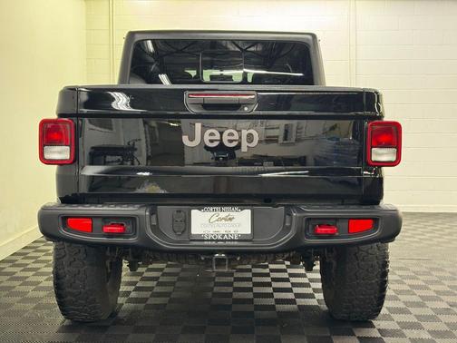 Black Clearcoat 2021 Jeep Gladiator Rubicon