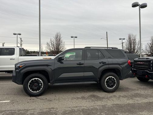 2025 Toyota 4Runner TRD Off Road
