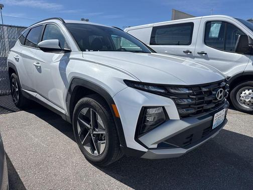 Serenity White Pearl 2025 Hyundai TUCSON SEL