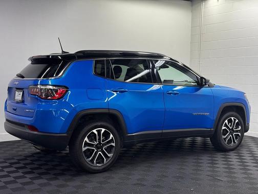 Laser Blue Pearlcoat 2022 Jeep Compass Limited