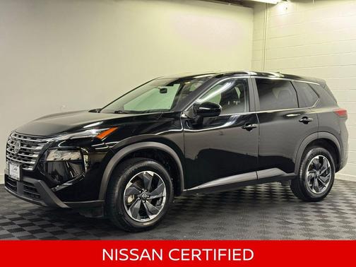 Super Black 2025 Nissan Rogue SV