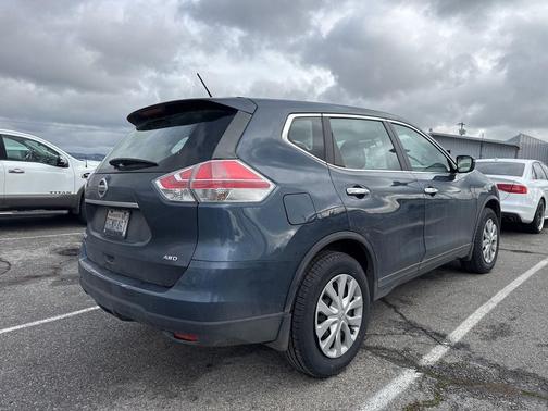 2015 Nissan Rogue S