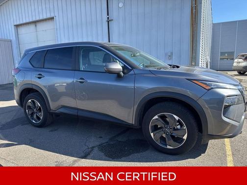 2025 Nissan Rogue SV