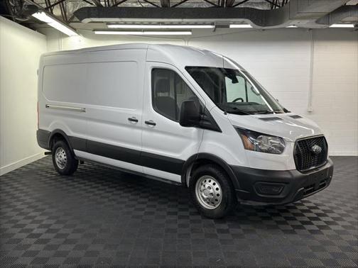 2022 Ford Transit-250 Base