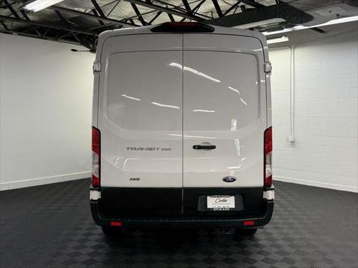 2022 Ford Transit-250 Base