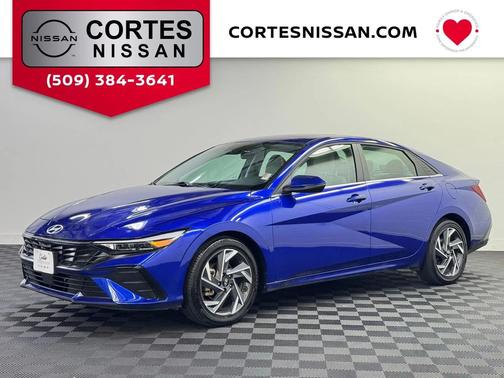 2025 Hyundai ELANTRA Limited