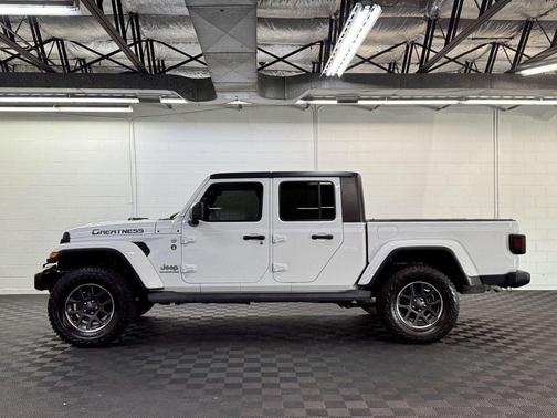2020 Jeep Gladiator Overland