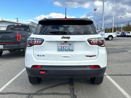 2024 Jeep Compass Trailhawk