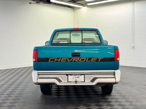 1994 Chevrolet S-10 Base