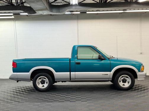 1994 Chevrolet S-10 Base