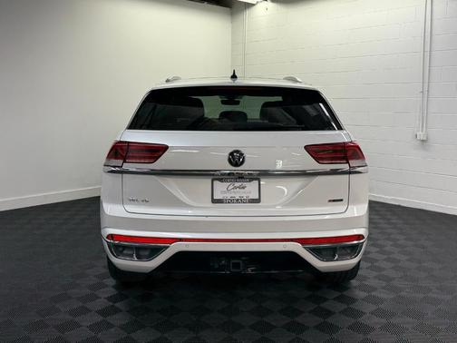 2022 Volkswagen Atlas Cross Sport 3.6L V6 SEL Premium R-Line