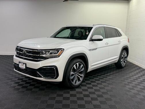 2022 Volkswagen Atlas Cross Sport 3.6L V6 SEL Premium R-Line