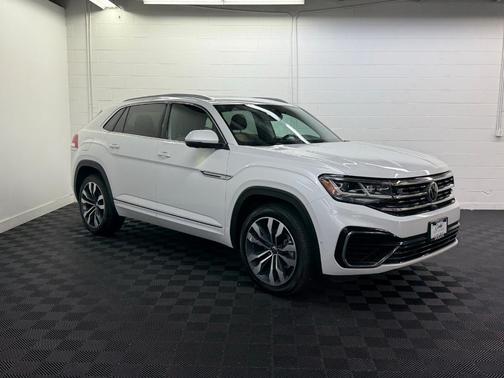 2022 Volkswagen Atlas Cross Sport 3.6L V6 SEL Premium R-Line