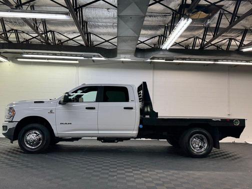 2024 RAM 3500 Tradesman/SLT/Laramie/Limited