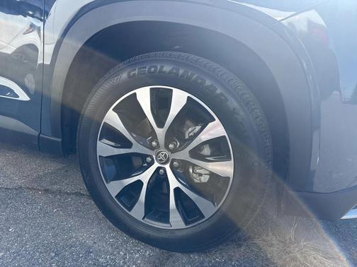 2024 Toyota Grand Highlander Hybrid Limited MAX