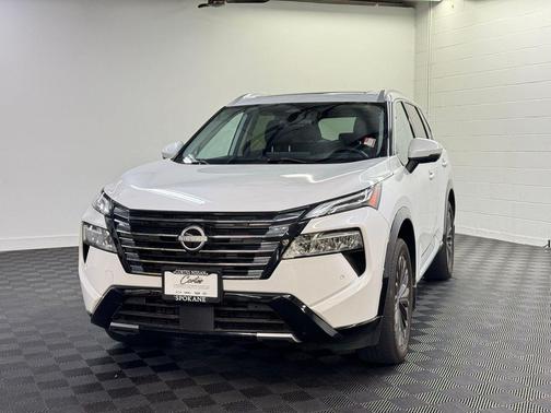 2024 Nissan Rogue Platinum