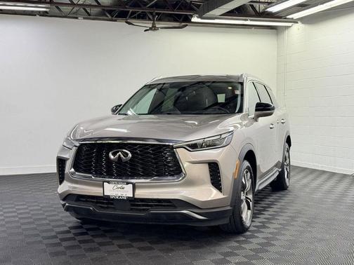2022 INFINITI QX60 Luxe