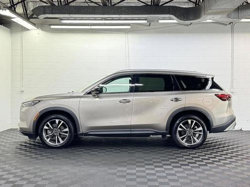 2022 INFINITI QX60 Luxe