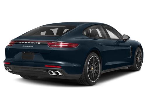 2018 Porsche Panamera 4
