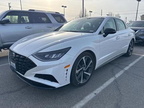 2022 Hyundai SONATA SEL Plus