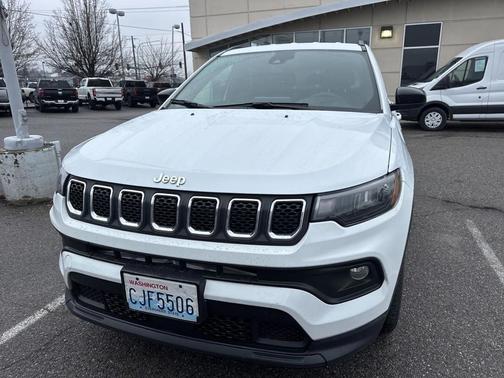 2023 Jeep Compass Latitude