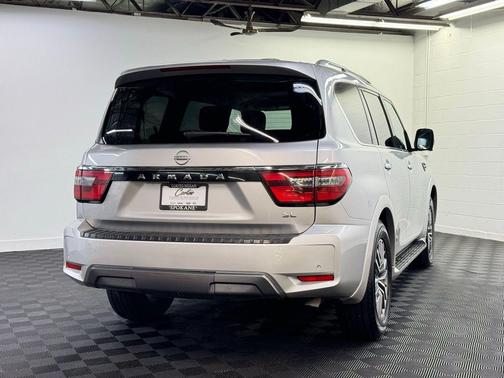 2024 Nissan Armada SL 4WD