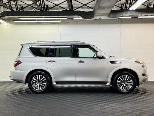 2024 Nissan Armada SL 4WD