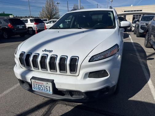 Bright White Clearcoat 2014 Jeep Cherokee Latitude