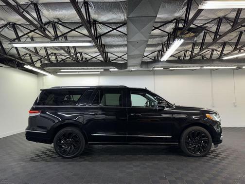 2022 Lincoln Navigator Reserve