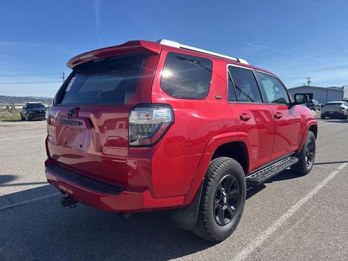 Barcelona Red 2018 Toyota 4Runner SR5