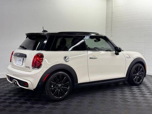 Pepper White 2019 MINI Hardtop Cooper S