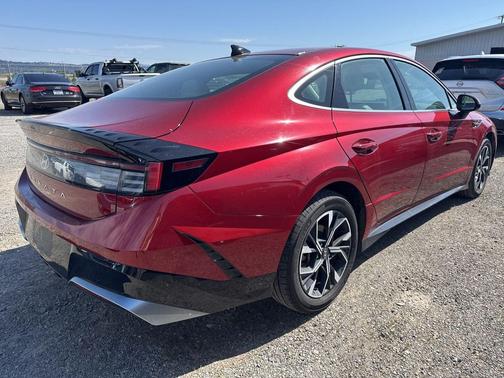 Ultimate red 2025 Hyundai SONATA SEL