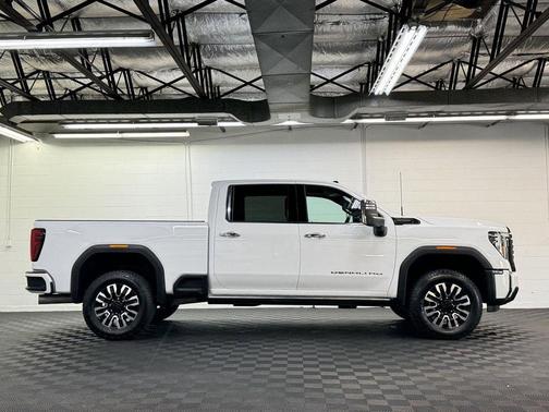 2024 GMC Sierra 3500 Denali