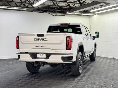 2024 GMC Sierra 3500 Denali
