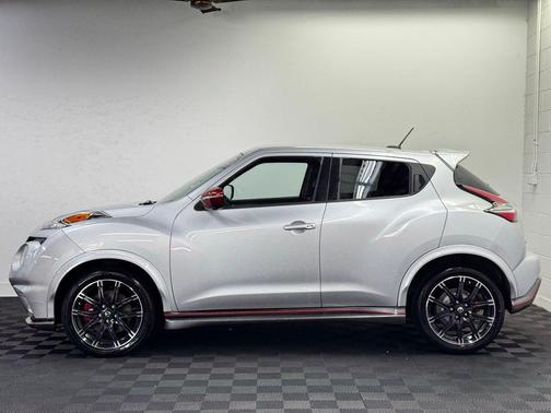 Brilliant Silver 2016 Nissan Juke NISMO RS