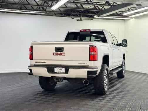 2018 GMC Sierra 2500 Denali