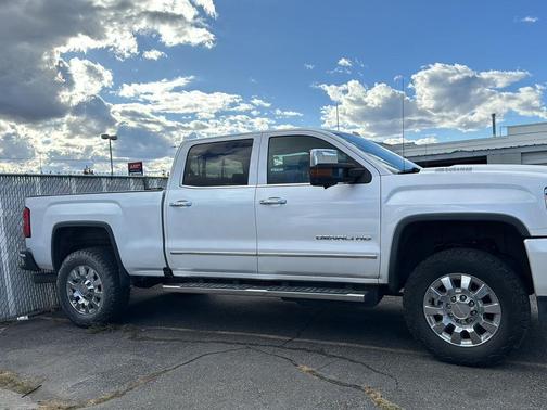 2018 GMC Sierra 2500 Denali