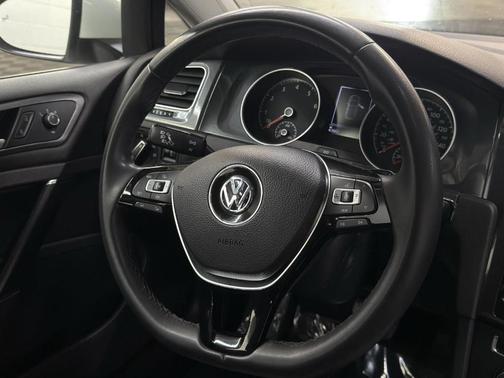2021 Volkswagen Golf 1.4T TSI